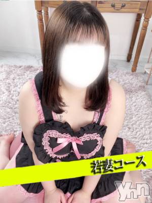 新人せれな(21) 身長148cm、スリーサイズB86(F).W59.H88。甲府デリヘル 甲府人妻隊(コウフヒトヅマタイ)在籍。