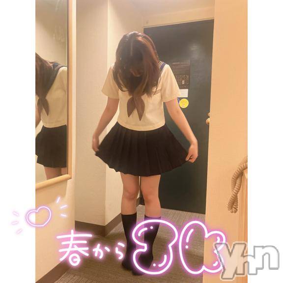 甲府ソープオレンジハウス かなの(25)の5月1日写メブログ「寝れない🥹🥹🥹」