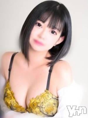 あい(22) 身長161cm、スリーサイズB92(F).W57.H90。 BARUBORA在籍。