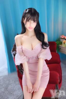 甲府ソープ BARUBORA(バルボラ) みり(23)の8月15日写メブログ「🤍なにしてる？？」