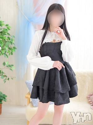 いおり(24) 身長161cm、スリーサイズB88(F).W58.H86。甲府デリヘル LOVE CLOVER(ラブクローバー)在籍。