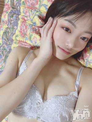 なのは(22) 身長149cm、スリーサイズB82(D).W55.H80。 オレンジハウス在籍。