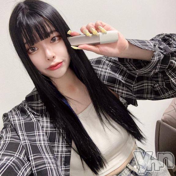 甲府ソープオレンジハウス かぐら(24)の8月3日写メブログ「ハチガツ～🐝🌙」