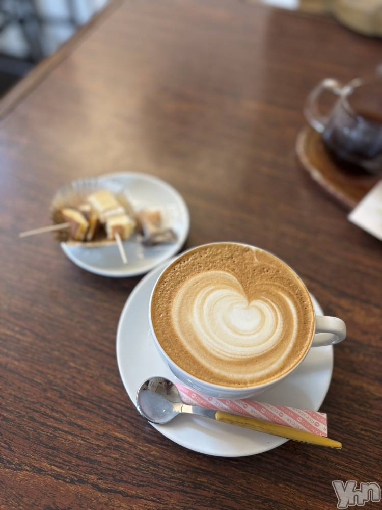 ���ܥ���Х��顦�����BRILLAR(�֥ꥸ�㡼��) �³��������Ϻ��4��6���̥�֥�����772.����ǲФ�����Ƥη���