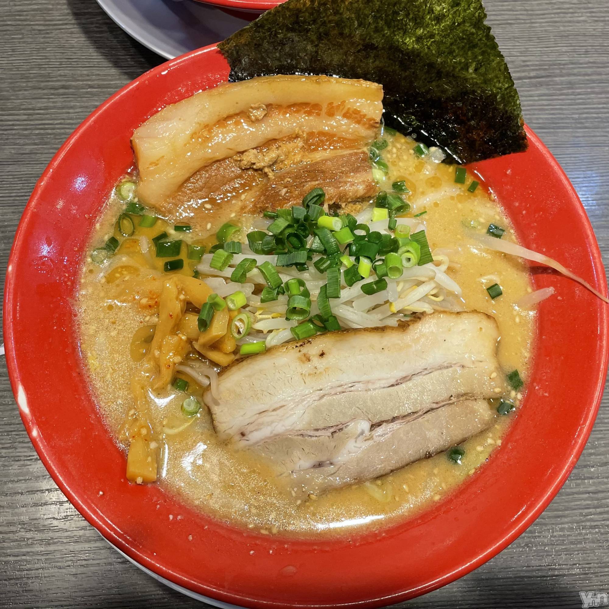 ���ܥ���Х��顦�����BRILLAR(�֥ꥸ�㡼��) ��2025ǯ10��14���̥�֥�����306.������������Ϥ��Ĥ�᤹ͤ���Ƽ㴳�٤�Ƥ����