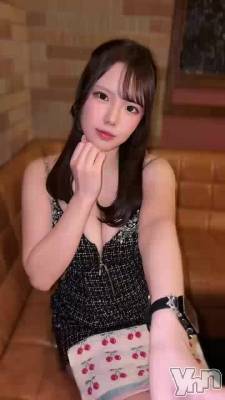 300.�ȵ��ڤμ̿��򵤤����äƤ��ۤϳ�̵