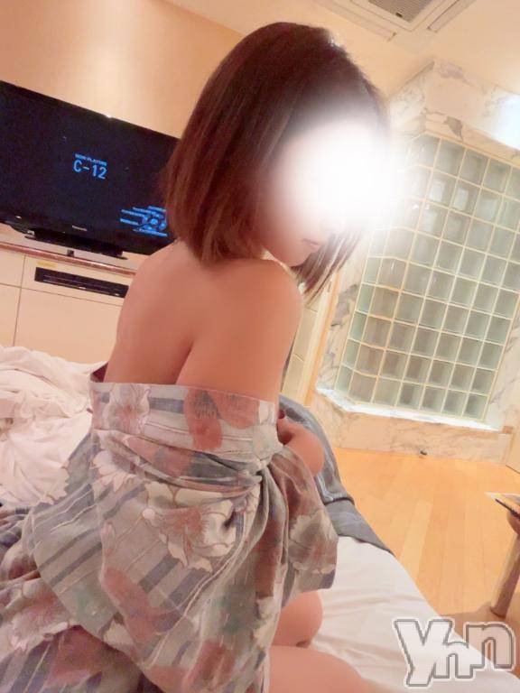 甲府デリヘル甲府人妻城(コウフヒトヅマジョウ) ももえ(28)の12月25日写メブログ「待機でーす🎅」