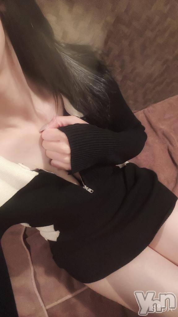 甲府ソープBARUBORA(バルボラ)みくり【地元キャスト】(20)の2025年10月4日写メブログ「完売ありがとうございます🥹」