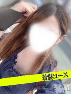 NHあやか(22) 身長159cm、スリーサイズB83(A).W55.H85。甲府デリヘル 甲府人妻隊(コウフヒトヅマタイ)在籍。