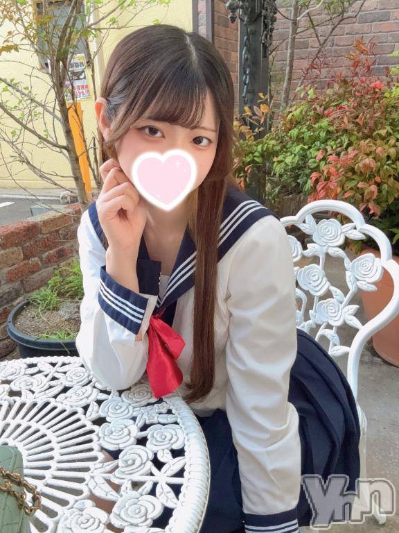 石和ソープ石和クリスタル(イサワクリスタル)ちな(23)の2026年4月18日写メブログ「“愛されたい”と”抱かれたい”は、違う気がしてて…」