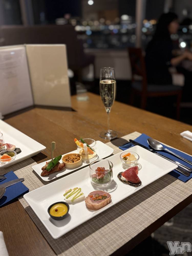 ���ܥ���Х��顦�����BRILLAR(�֥ꥸ�㡼��) ���ޤ�3��19���̥�֥�����✨️��