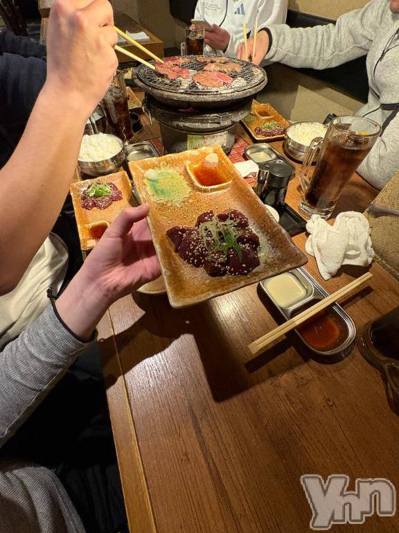 甲府ソープオレンジハウス みんと(19)の4月4日写メブログ「🍻🏮🍧🎆」