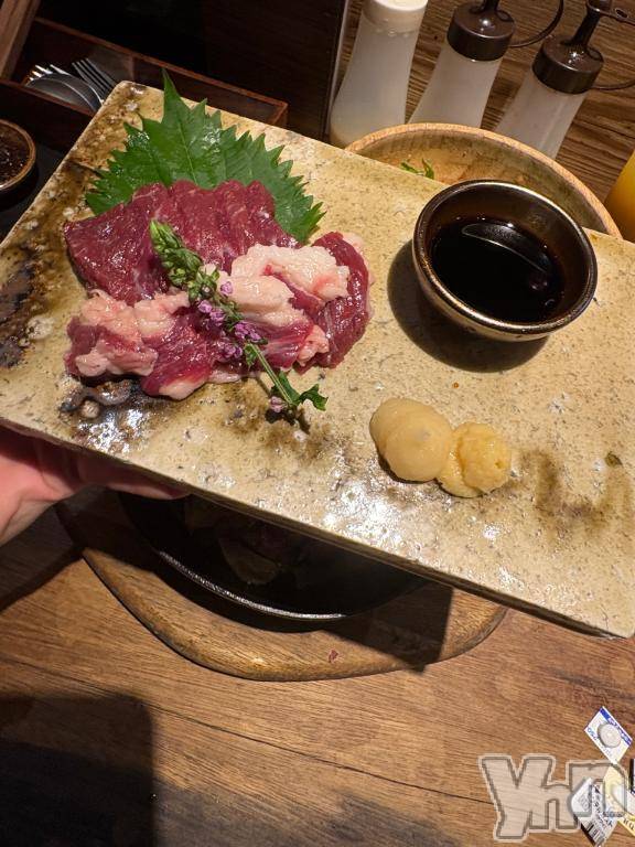 甲府ソープオレンジハウスみんと(19)の2025年8月5日写メブログ「😋🍴」