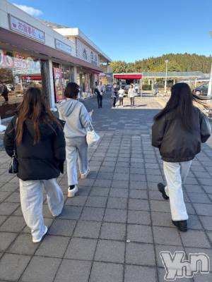 甲府ソープ オレンジハウス みんと(19)の3月27日写メブログ「4人できた」