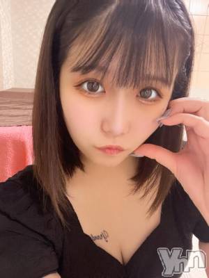 甲府ソープ オレンジハウス しおん(25)の8月7日写メブログ「雨の水流そ☔️🫶」