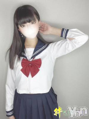 めろん(22) 身長165cm、スリーサイズB98(G以上).W57.H88。甲府デリヘル 山梨デリヘル　絆　甲府店(ヤマナシデリヘル　キズナ　コウフテン)在籍。