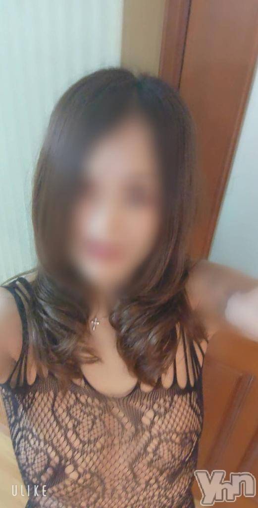 甲府デリヘル甲府人妻隊(コウフヒトヅマタイ)れいか(44)の2025年10月22日写メブログ「肌寒い1日でしたね😷💦」