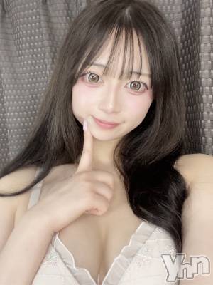 うるる(19) 身長162cm、スリーサイズB87(E).W57.H88。甲府ソープ オレンジハウス在籍。