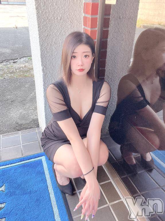 石和ソープ石和クリスタル(イサワクリスタル) あや(24)の4月9日写メブログ「どっちにする？」