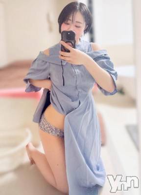 甲府ソープ オレンジハウス かなみ(23)の2月14日写メブログ「甘いお菓子の代わりに🩵」