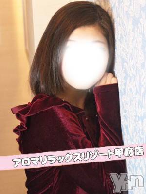 マナツARR(29) 身長151cm、スリーサイズB86(D).W58.H86。甲府デリヘル 甲府人妻隊(コウフヒトヅマタイ)在籍。