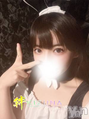 すずか(20) 身長162cm、スリーサイズB86(C).W56.H84。甲府デリヘル 山梨デリヘル　絆　甲府店(ヤマナシデリヘル　キズナ　コウフテン)在籍。