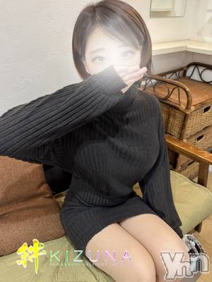 まりえ(25) 身長162cm、スリーサイズB89(E).W56.H84。甲府デリヘル 山梨デリヘル　絆　甲府店(ヤマナシデリヘル　キズナ　コウフテン)在籍。