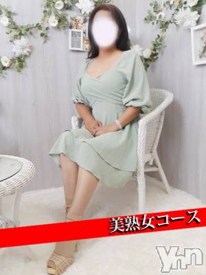 かなお(50) 身長160cm、スリーサイズB86(D).W63.H90。甲府デリヘル 甲府人妻隊(コウフヒトヅマタイ)在籍。