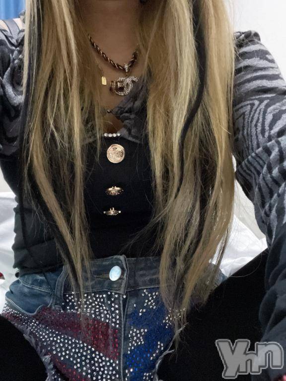 甲府デリヘル甲府人妻隊(コウフヒトヅマタイ) あいら(40)の11月25日写メブログ「アイラと遊ぼう🌺」