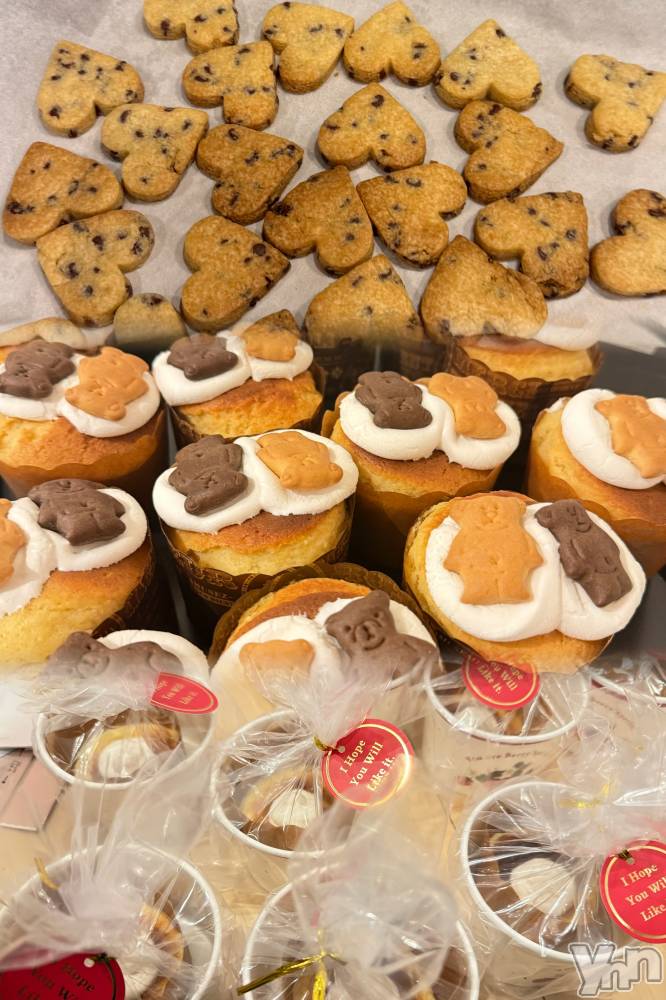 ���ܥ���Х��顦�����BRILLAR(�֥ꥸ�㡼��) �ߤ���2��23���̥�֥�����🤎🍫 𝐕𝐚𝐥𝐞𝐧𝐭𝐢𝐧𝐞🤍🍫��