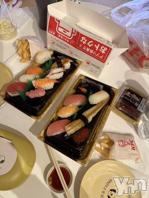 ���ܥ���Х��顦�����BRILLAR(�֥ꥸ�㡼��) �ߤ�(20)��1��12���̥�֥�����KFC🍗��