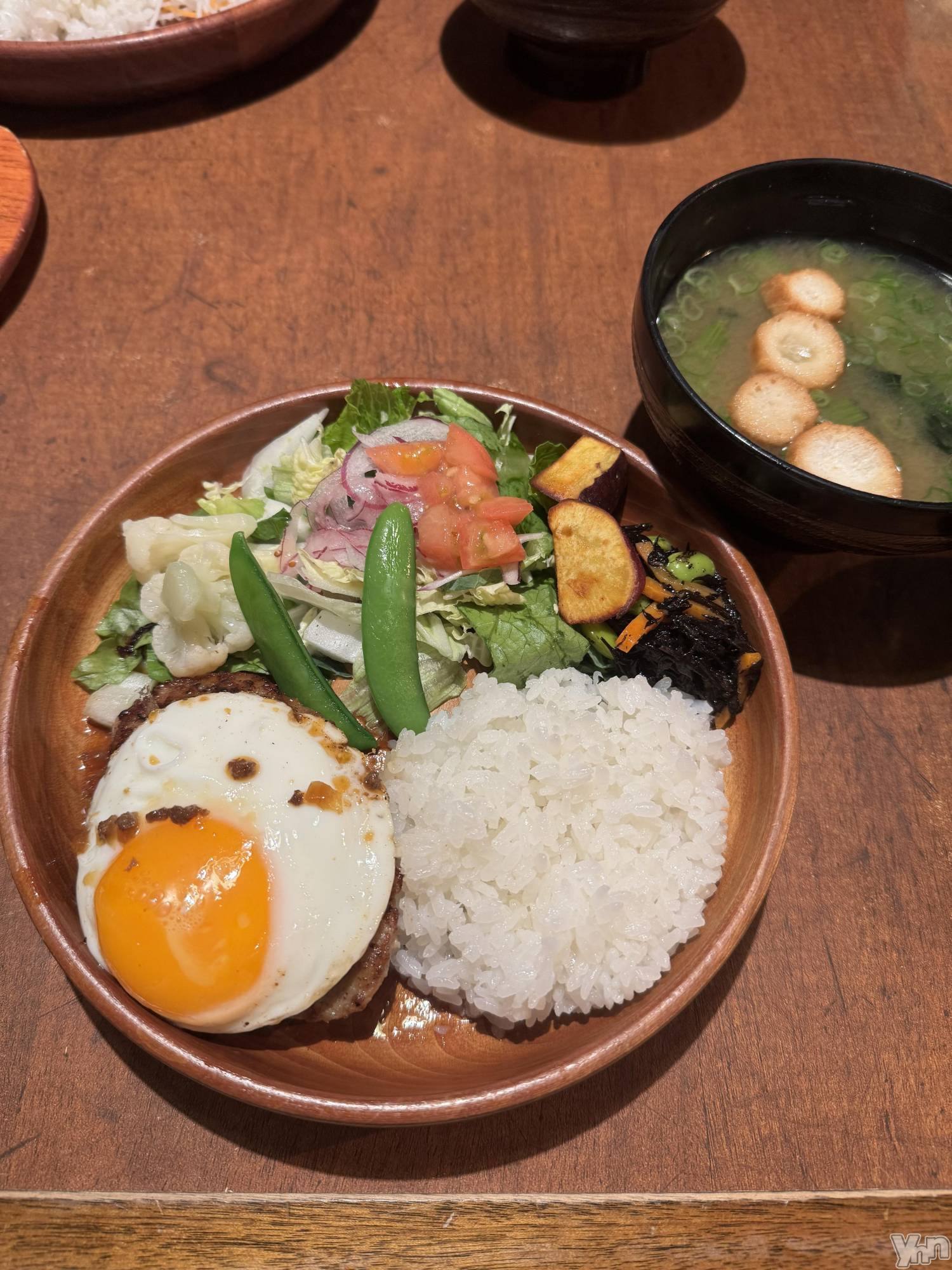 ���ܥ���Х��顦�����BRILLAR(�֥ꥸ�㡼��) ��2025ǯ11��9���̥�֥����֤Ӥ��ɥ��