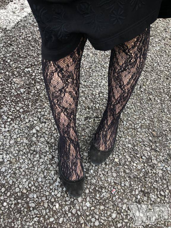 甲府デリヘル甲府人妻城(コウフヒトヅマジョウ)まりえ(45)の2025年12月20日写メブログ「✨出勤しました🕊️」