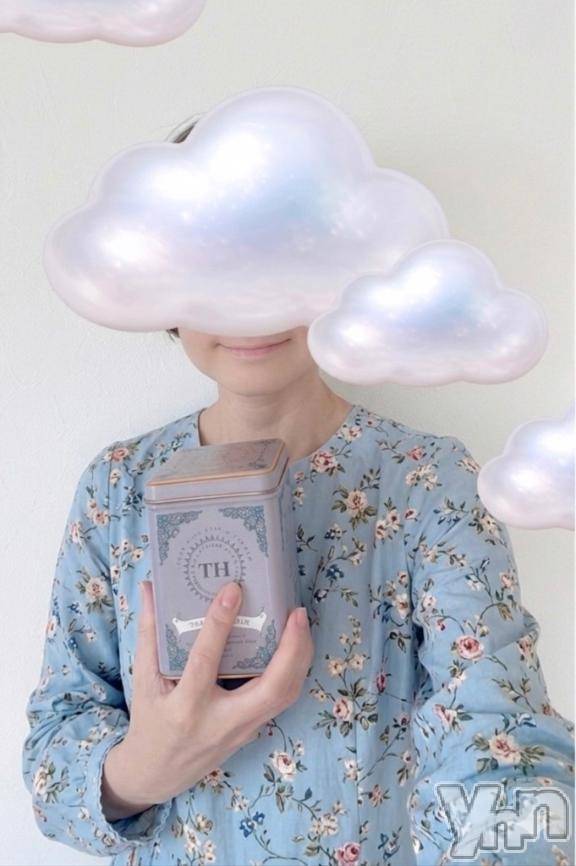 甲府デリヘル甲府人妻城(コウフヒトヅマジョウ)まりえ(45)の2026年5月31日写メブログ「おはようございます🕊️」