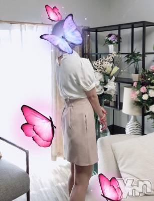 甲府デリヘル 甲府人妻城(コウフヒトヅマジョウ) まりえ(45)の3月7日写メブログ「出勤しました🍀」