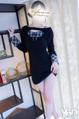 なぎ(18) 身長163cm、スリーサイズB80(B).W57.H82。甲府デリヘル 甲府人妻城(コウフヒトヅマジョウ)在籍。