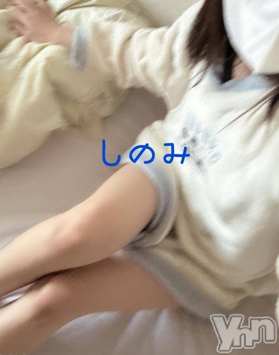 甲府ソープオレンジハウス しのみ(28)の2月24日写メブログ「ドライアイつら(´･-･`)」