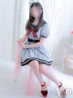 らん(21) 身長164cm、スリーサイズB88(F).W57.H86。甲府デリヘル LOVE CLOVER(ラブクローバー)在籍。