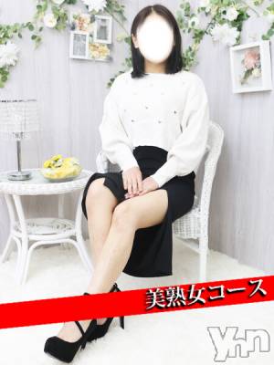 あや(42) 身長163cm、スリーサイズB85(C).W59.H88。甲府デリヘル 甲府人妻隊(コウフヒトヅマタイ)在籍。