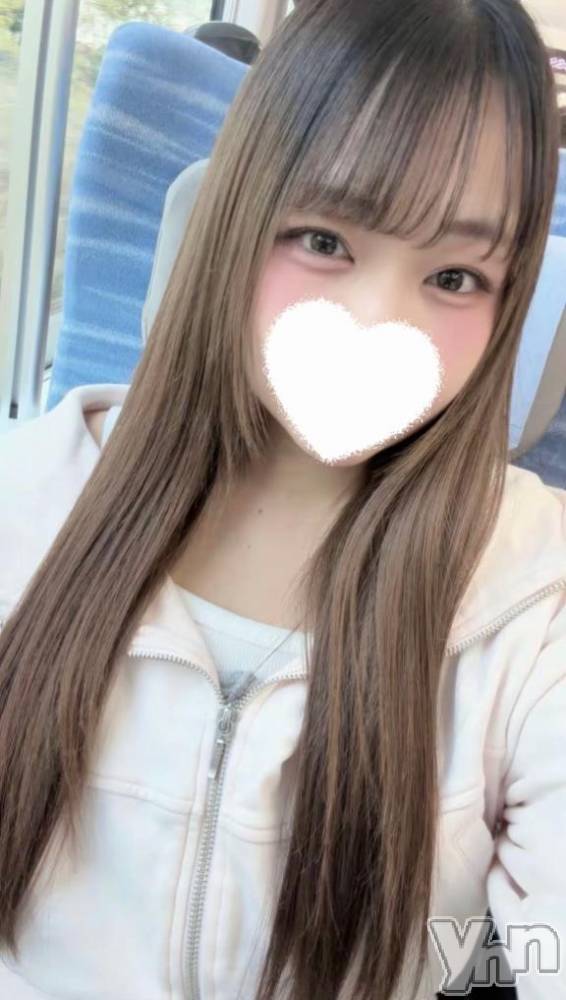 甲府デリヘル甲府人妻城(コウフヒトヅマジョウ) めい(23)の5月2日写メブログ「遅れてます🥲🚃」