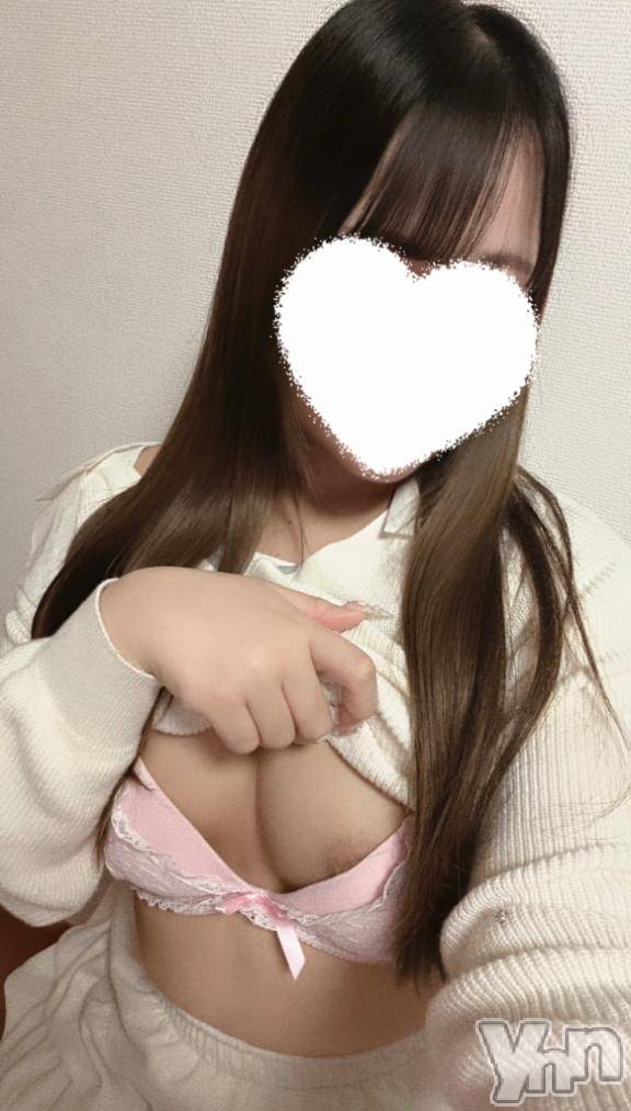 甲府デリヘル甲府人妻城(コウフヒトヅマジョウ)めい(23)の2026年6月4日写メブログ「ぽろり🔞‎🤍」