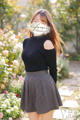 めい(23) 身長158cm、スリーサイズB90(D).W60.H93。甲府デリヘル 甲府人妻城在籍。