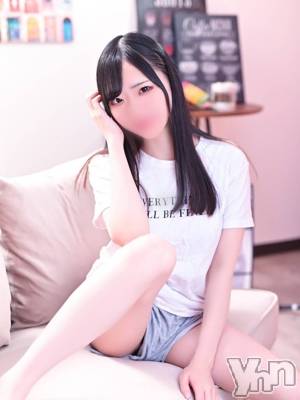 れいな(20) 身長158cm、スリーサイズB84(E).W55.H86。甲府ソープ マリン甲府店(マリンコウフテン)在籍。