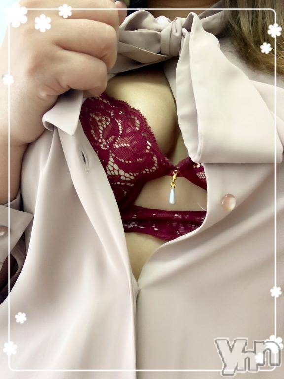 甲府デリヘル甲府人妻城(コウフヒトヅマジョウ)あきほ(37)の2026年4月3日写メブログ「ボタンが…(/ω＼)」