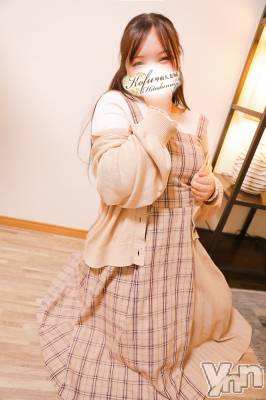 まひる(25) 身長153cm、スリーサイズB98(F).W65.H100。甲府デリヘル 甲府人妻城在籍。