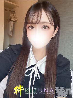 いぶ(27) 身長154cm、スリーサイズB88(E).W56.H86。甲府デリヘル 山梨デリヘル　絆　甲府店(ヤマナシデリヘル　キズナ　コウフテン)在籍。