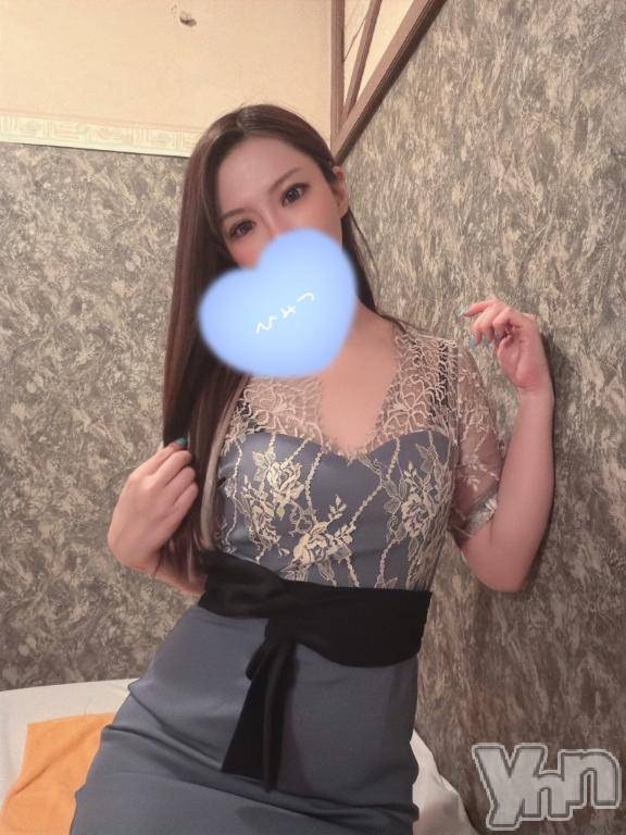 石和ソープ石和クリスタル(イサワクリスタル) スバル(27)の6月25日写メブログ「実は😌🤍」