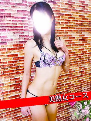 りあ(42) 身長166cm、スリーサイズB82(C).W58.H84。甲府デリヘル 甲府人妻隊(コウフヒトヅマタイ)在籍。