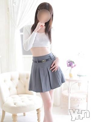 みずき(27) 身長169cm、スリーサイズB83(B).W56.H84。甲府デリヘル LOVE CLOVER(ラブクローバー)在籍。