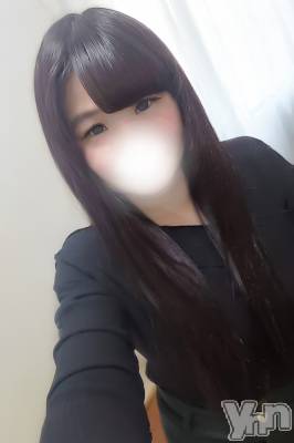 とも(33) 身長150cm、スリーサイズB90(F).W59.H87。甲府デリヘル 甲府人妻城(コウフヒトヅマジョウ)在籍。